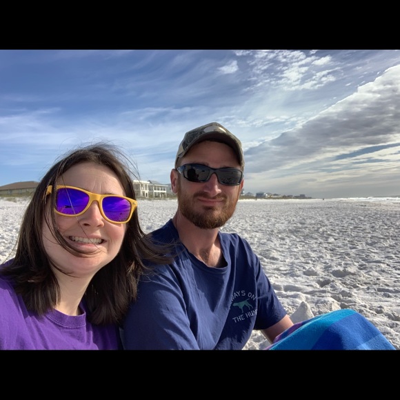 Meet your Posher, Vicki - Picture 1 of 1